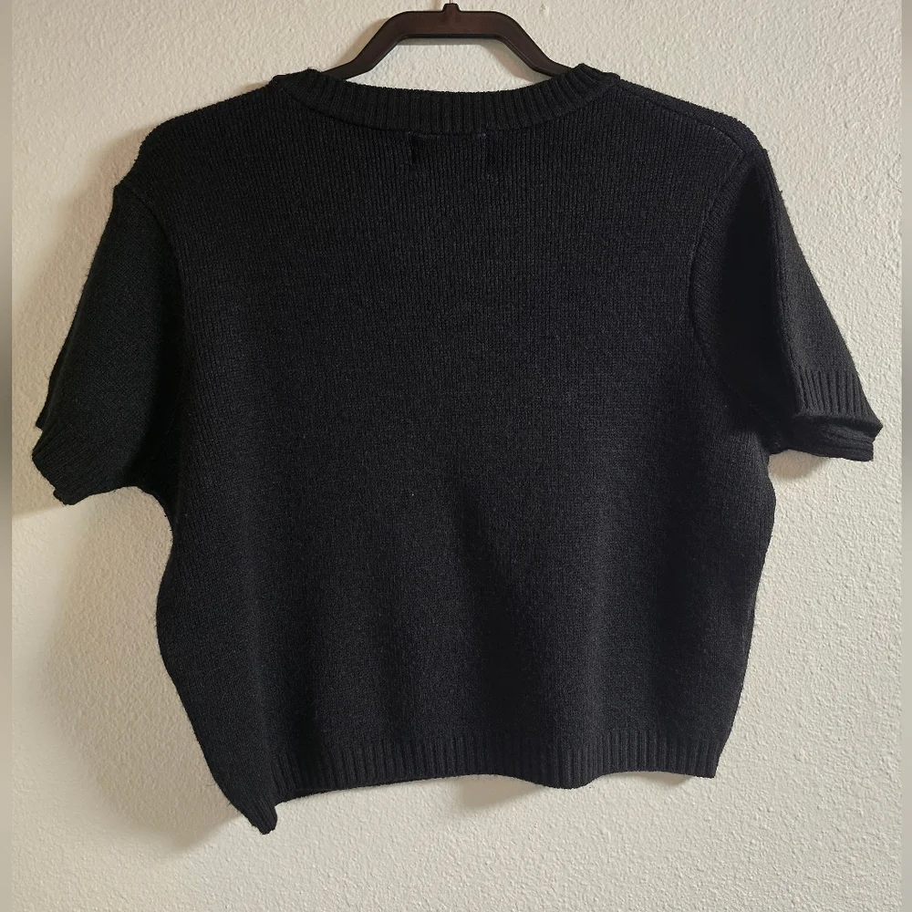 Goth Crop Sweater - Picture 5 of 5